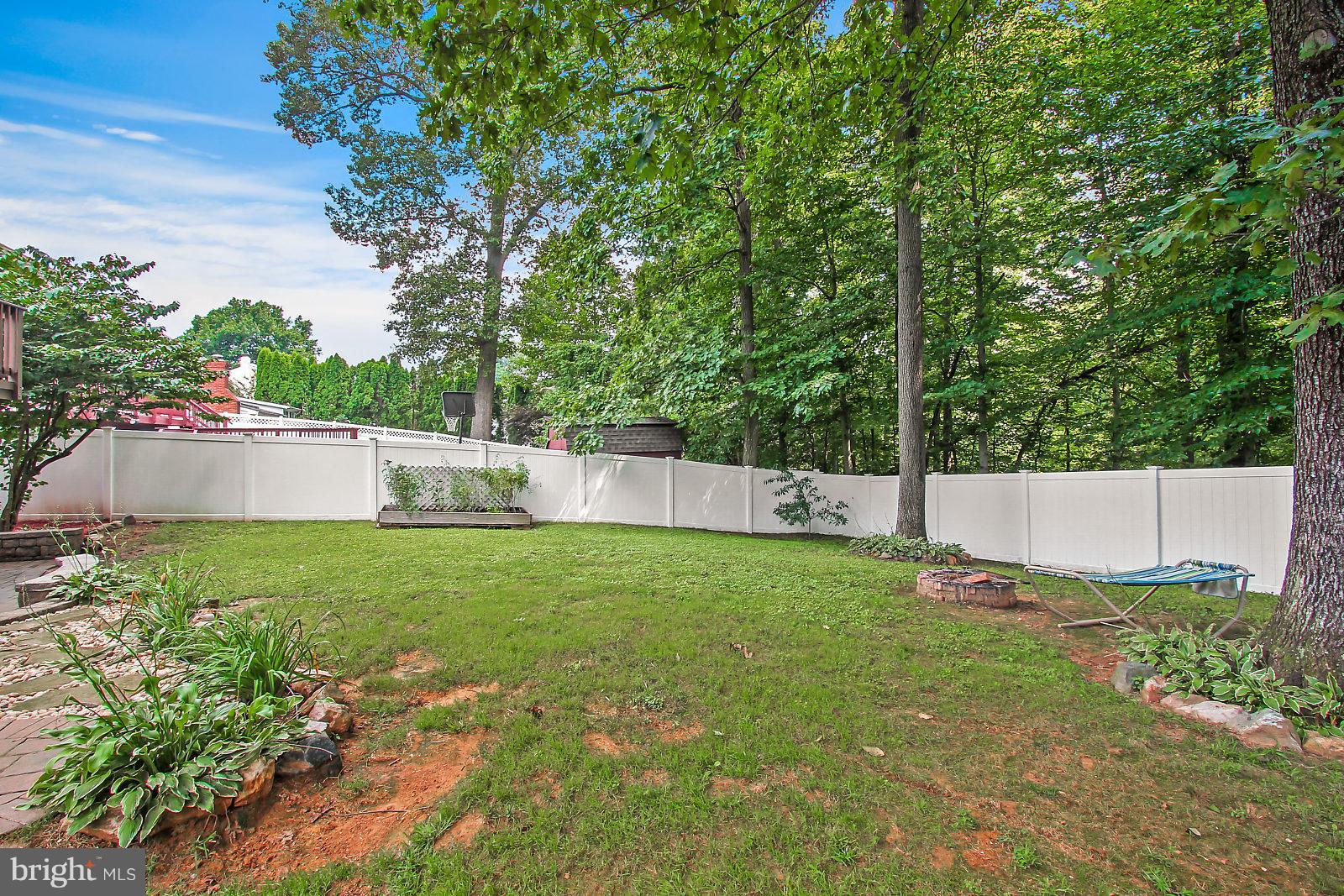 2748 Parallel Path Abingdon, MD 21009 - Photo 29 of 30 Fenced Yard