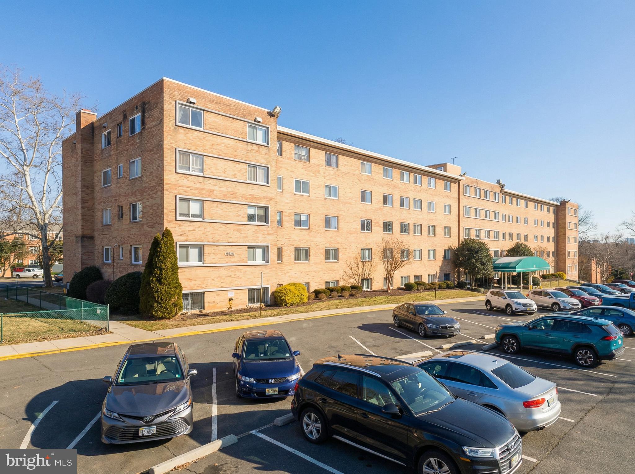 5101 8th Road South, Unit 13 Arlington, VA 22204 - Photo 25 of 36 Gallery Image 25