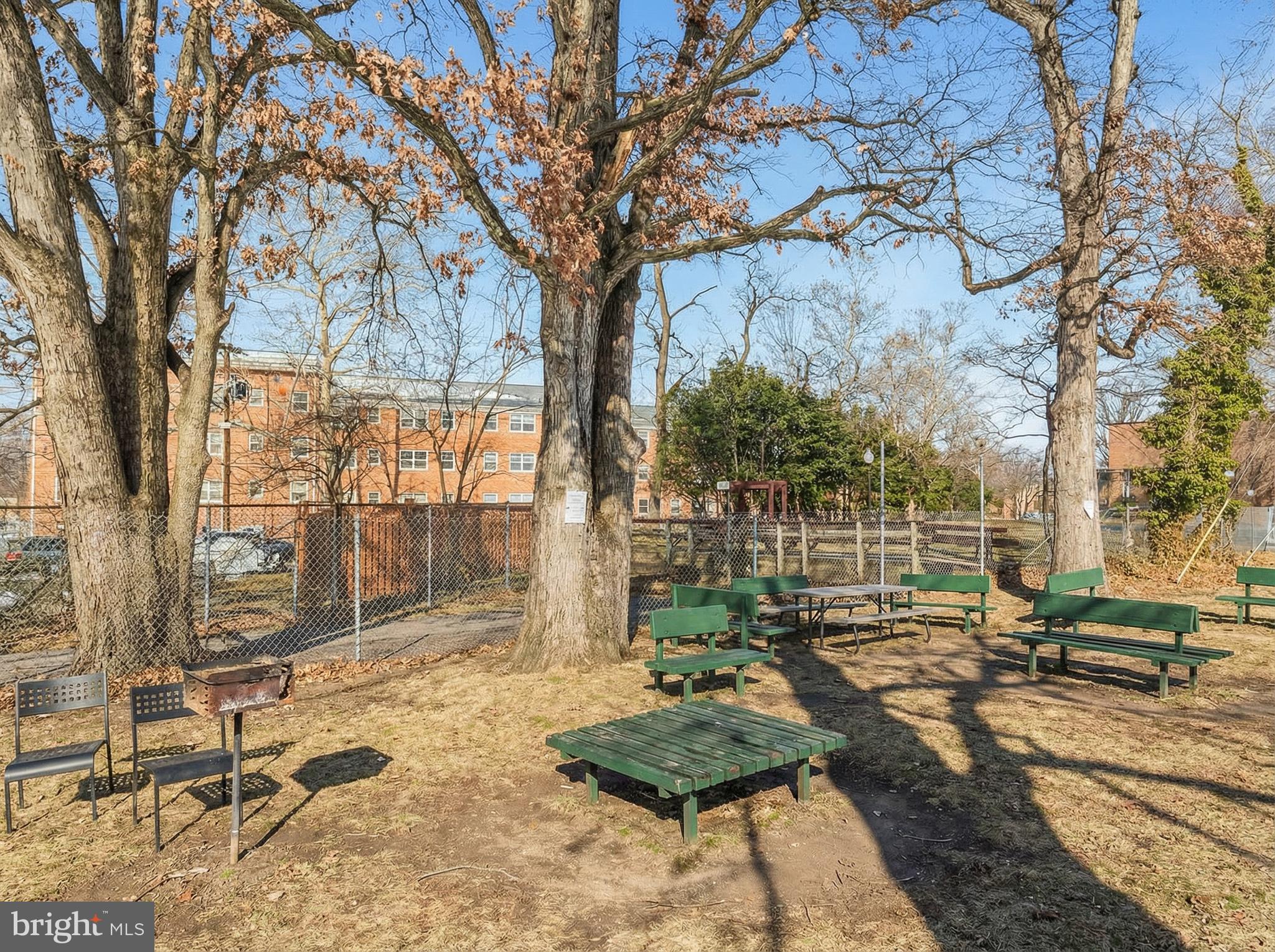 5101 8th Road South, Unit 13 Arlington, VA 22204 - Photo 34 of 36 Gallery Image 34