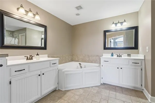 $485,000 | 803 Mulberry Street, Pleasant Hill, MO 64080