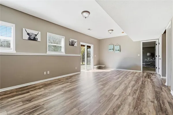 $485,000 | 803 Mulberry Street, Pleasant Hill, MO 64080