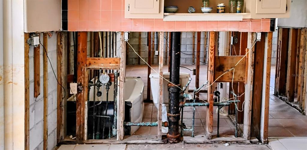 510 Marlyn Way Madeira Beach, FL 33708 - Photo 11 of 32 a view of front door