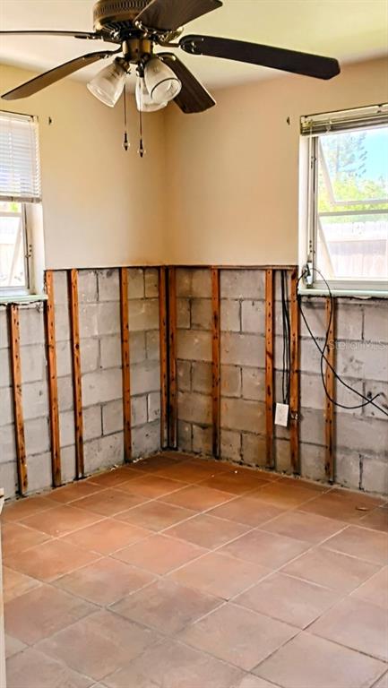 510 Marlyn Way Madeira Beach, FL 33708 - Photo 18 of 32 a view of an empty room