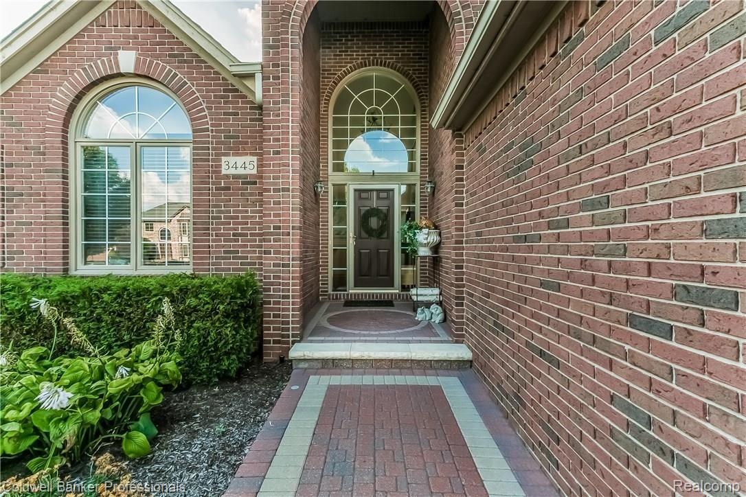 3445 Cascade Circle Rochester, MI 48307 - Photo 3 of 61 003-Front_Entrance-3194138-large.jpg