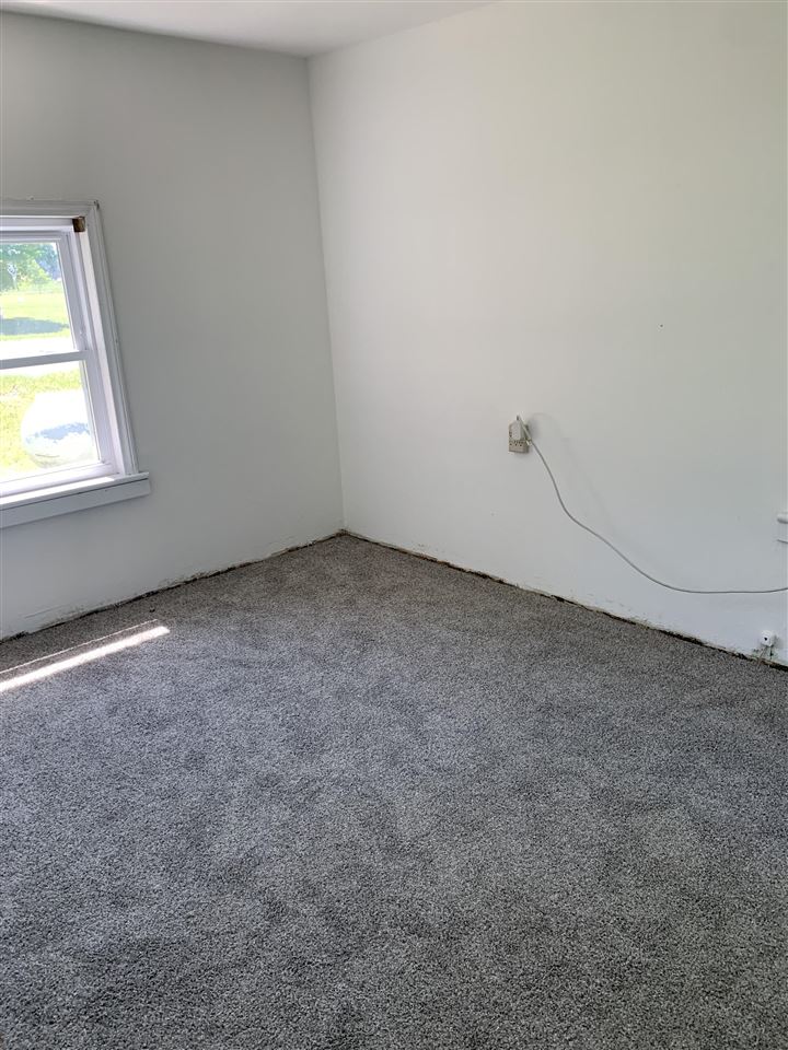9013 North Vandecar Road Farwell, MI 48622 - Photo 12 of 18 1889935-11.JPG