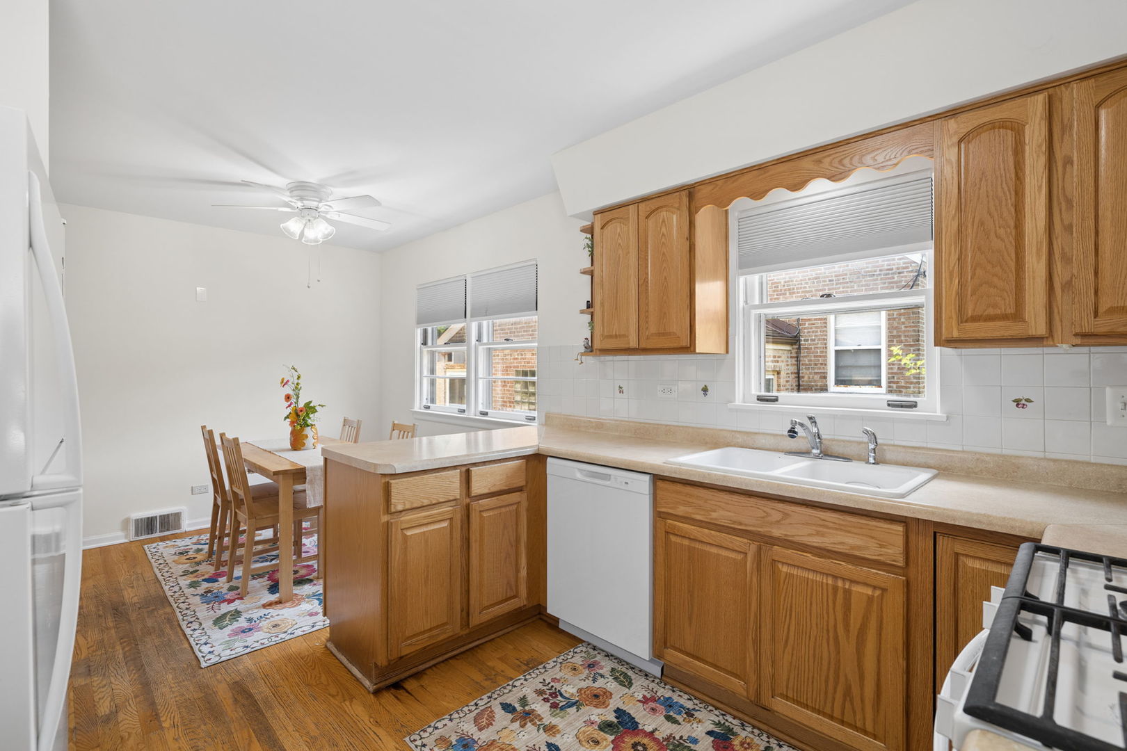 8614 West 26th Street North Riverside, IL 60546 - Photo 7 of 28