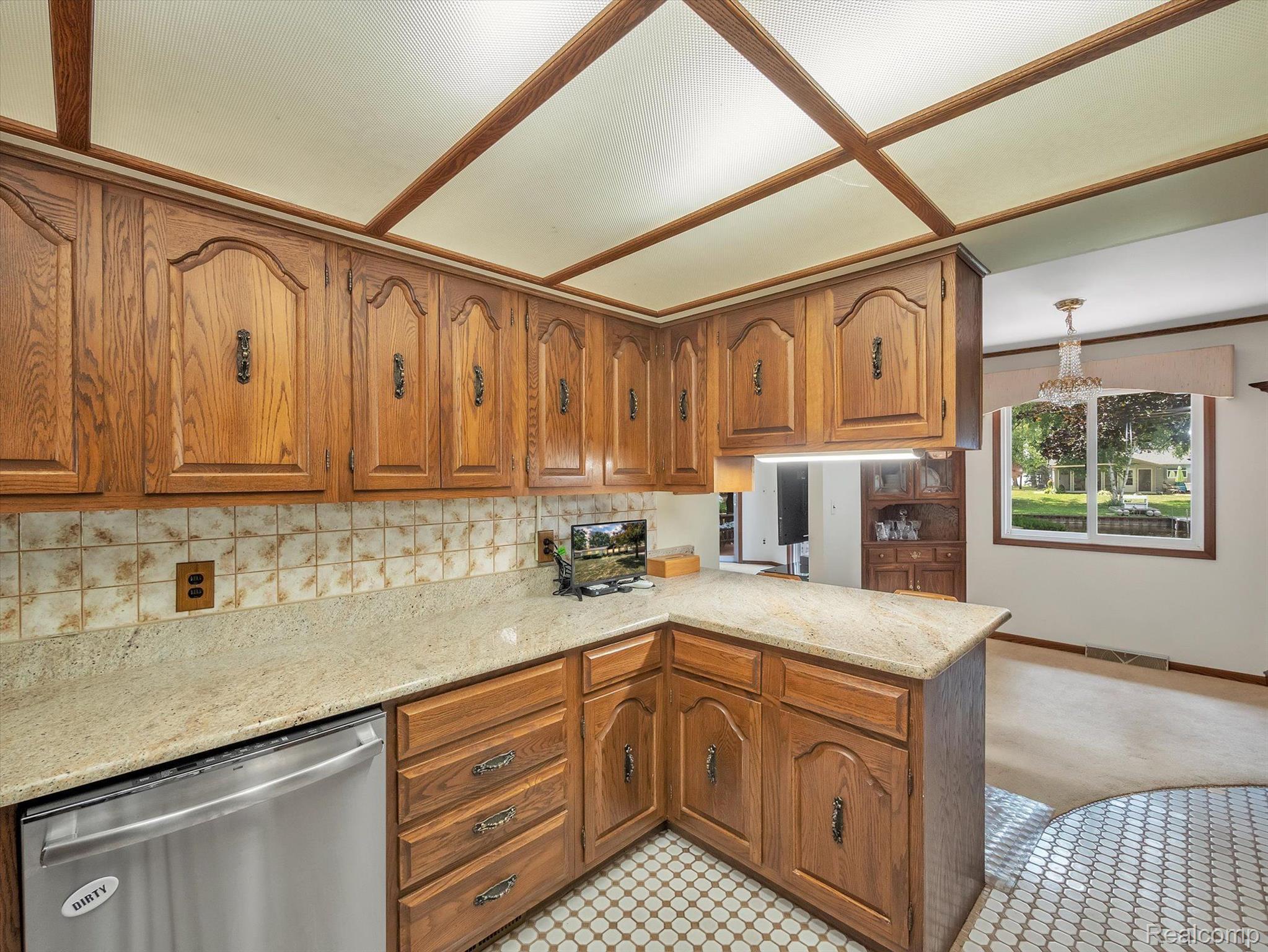 10012 Kress Road Pinckney, MI 48169 - Photo 13 of 55 Tons of Kitchen Storage