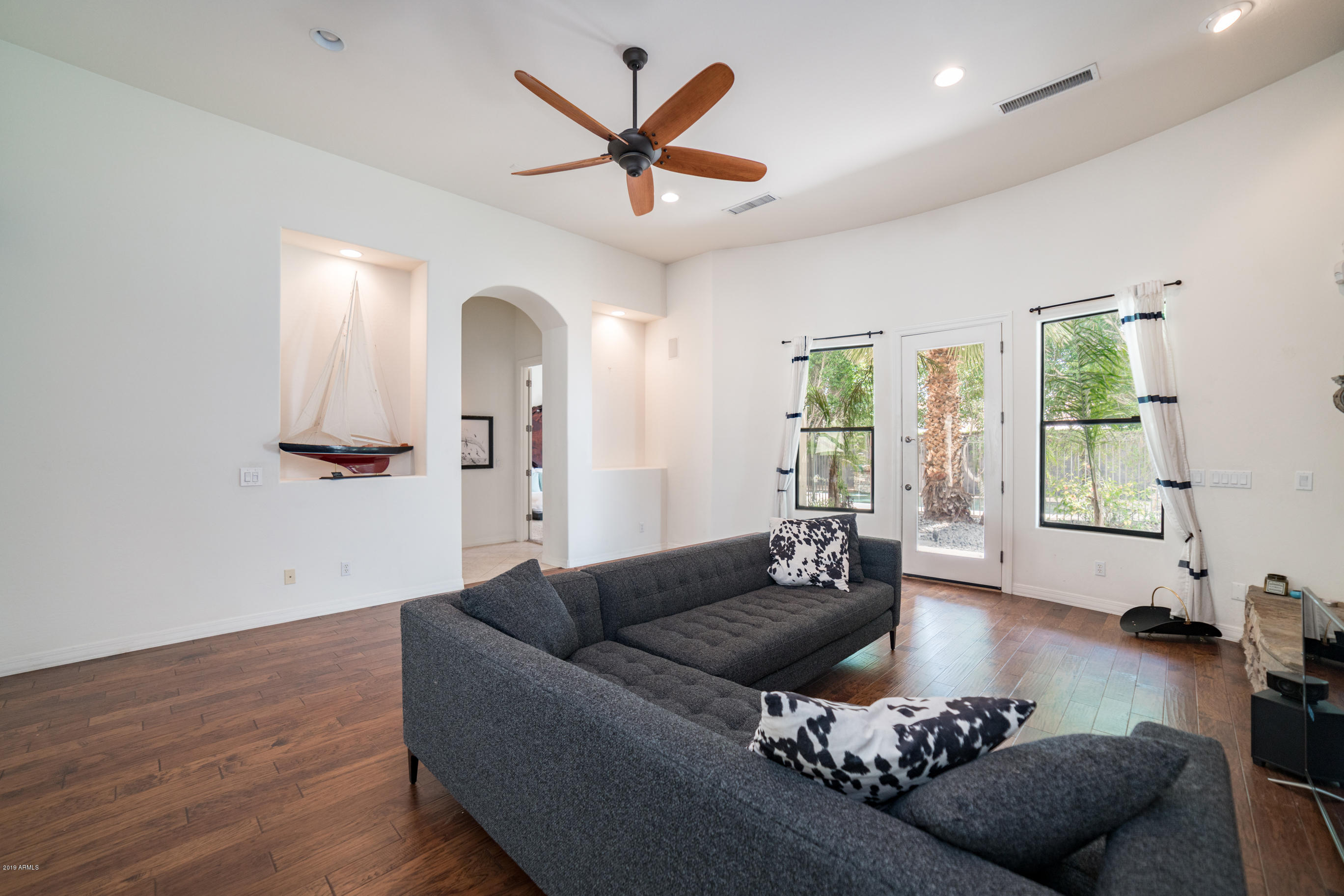 805 East Ocotillo Road Phoenix, AZ 85014 - Photo 21 of 57 DSC05513a