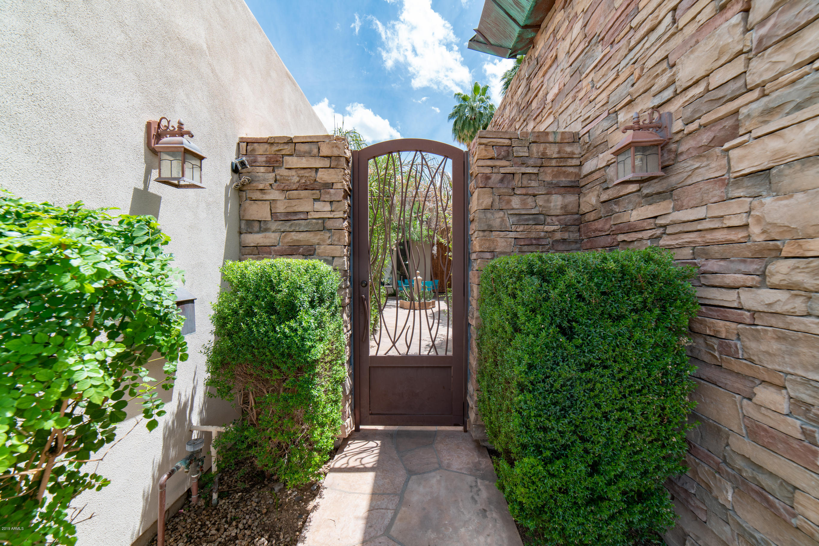805 East Ocotillo Road Phoenix, AZ 85014 - Photo 5 of 57 DSC05552