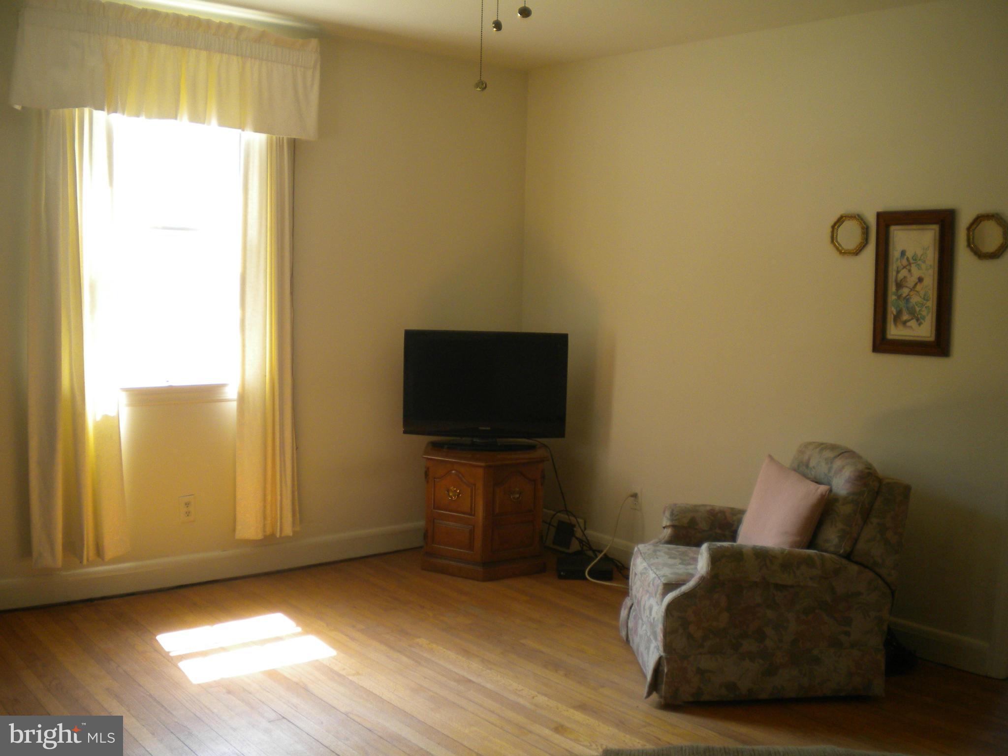 2746 Rocks Road Jarrettsville, MD 21084 - Photo 9 of 21 Living Room