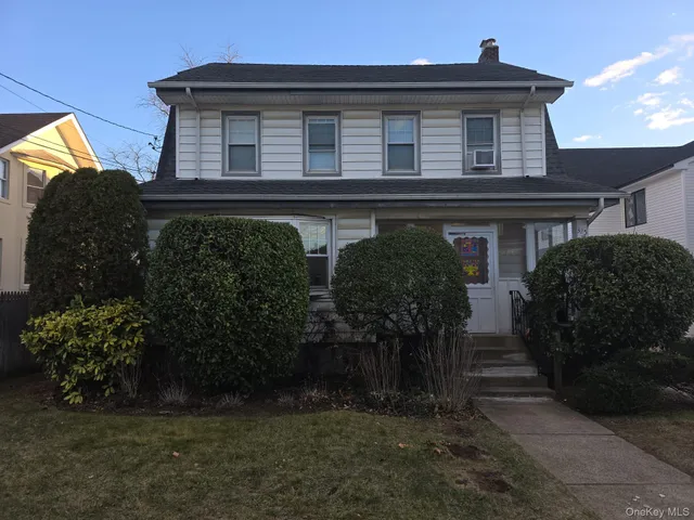$6,500 | 325 Pacific Avenue, Cedarhurst, NY 11516