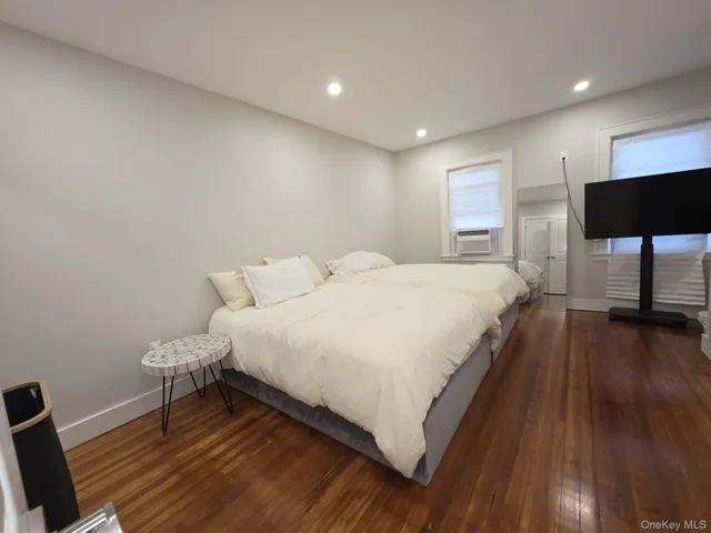 $6,500 | 325 Pacific Avenue, Cedarhurst, NY 11516