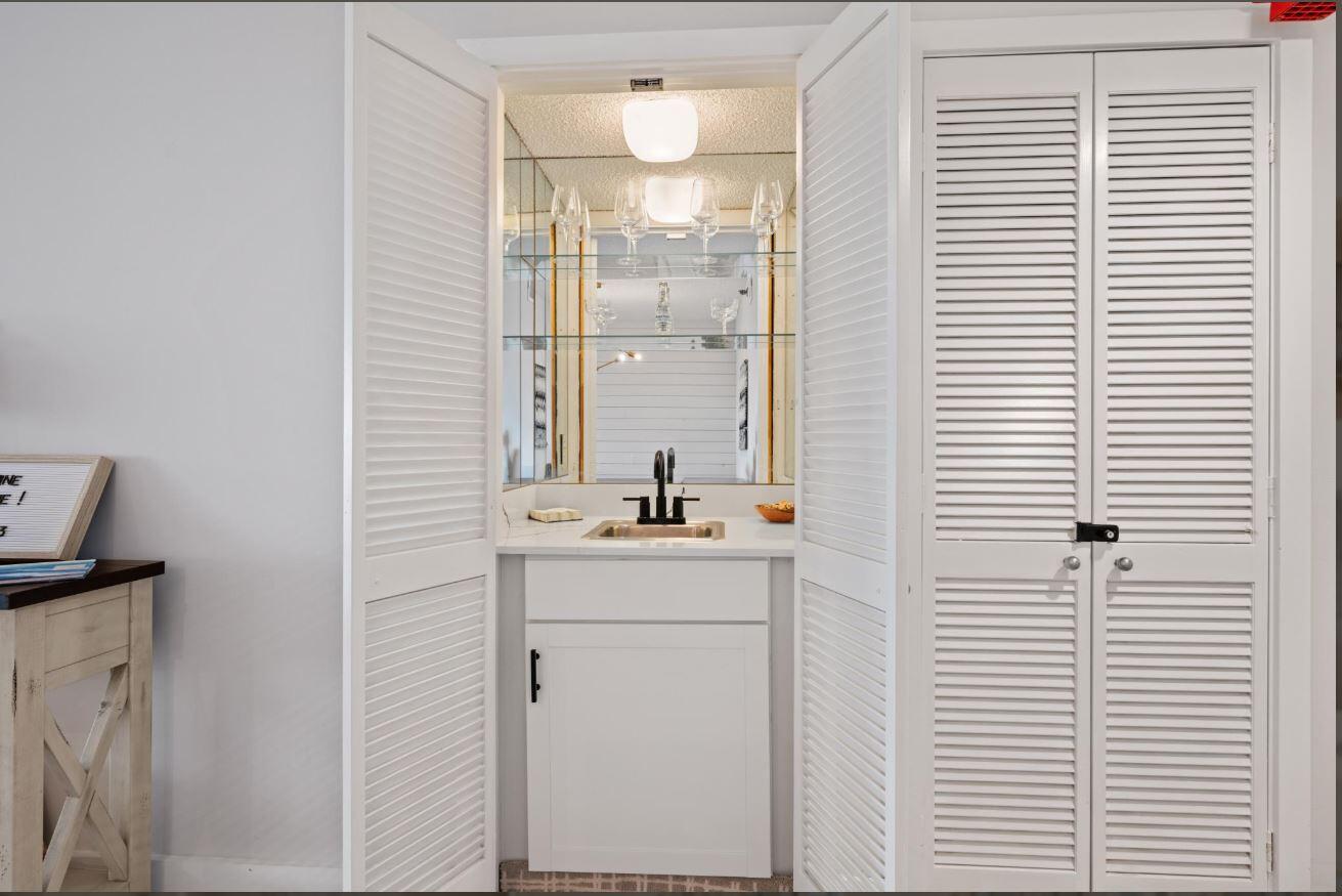 500 Ocean Trail Way, Unit 506 Jupiter, FL 33477 - Photo 14 of 28 Wet Bar