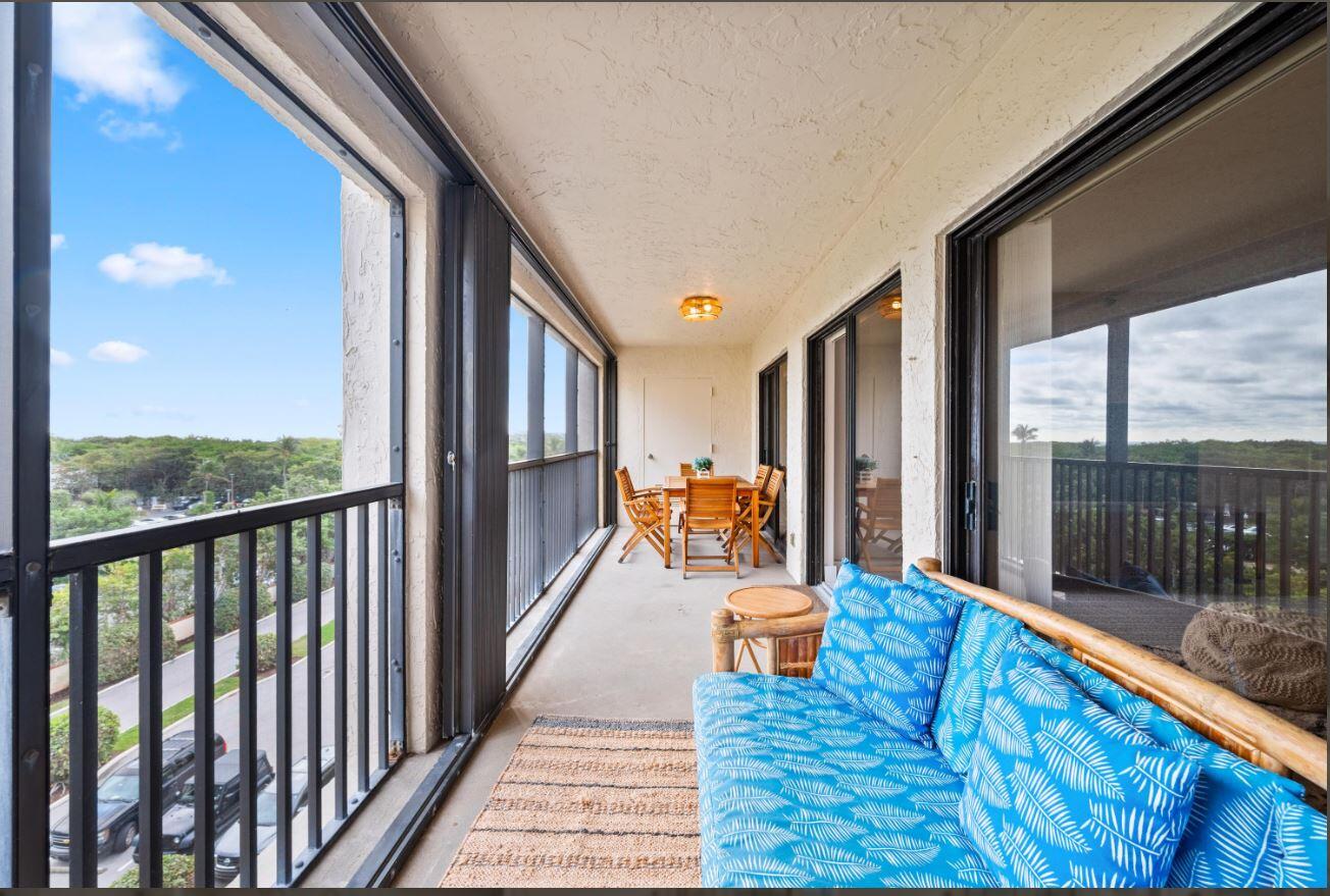 500 Ocean Trail Way, Unit 506 Jupiter, FL 33477 - Photo 4 of 28 Patio