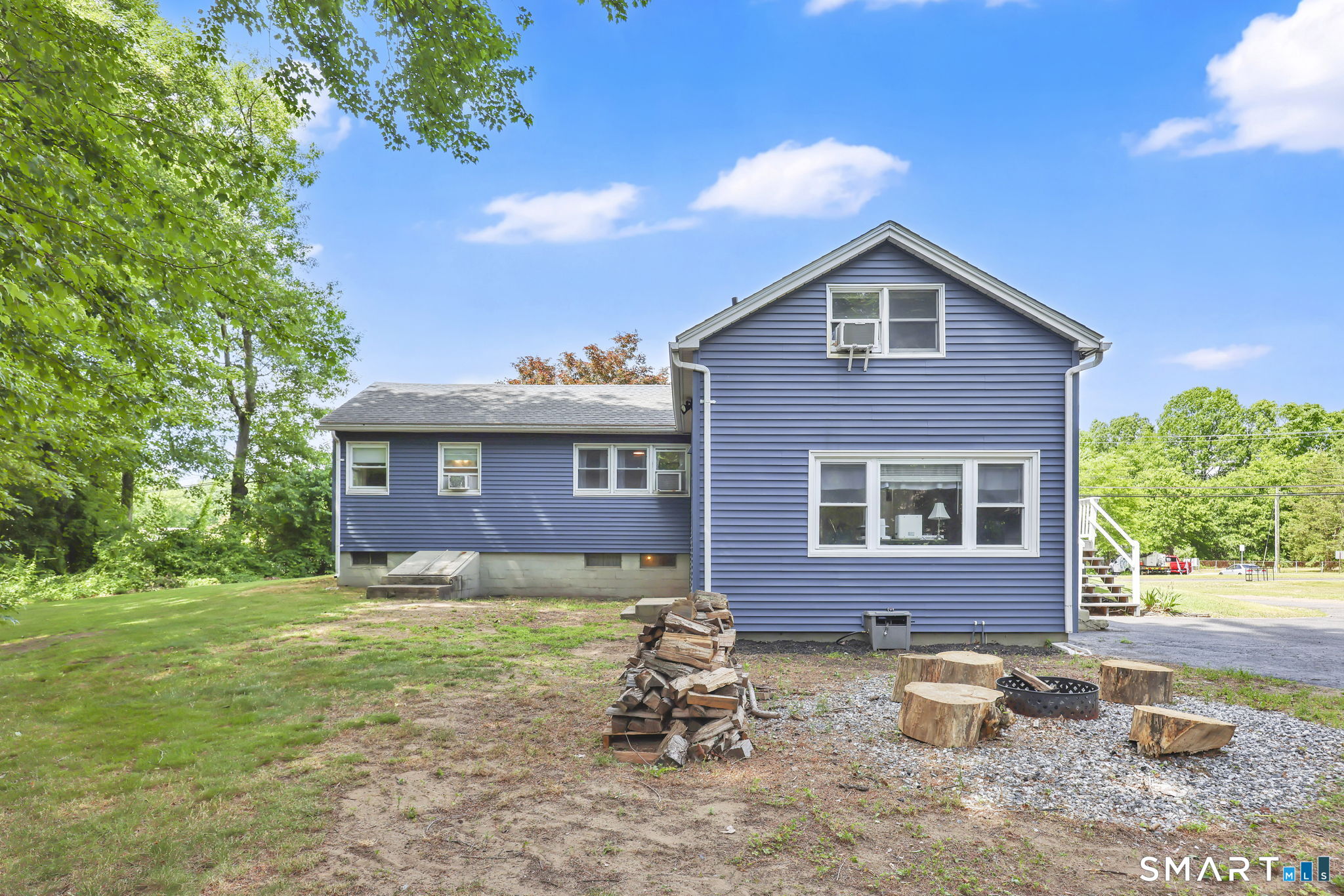 170 Weymouth Road Enfield, CT 06082 - Photo 28 of 33