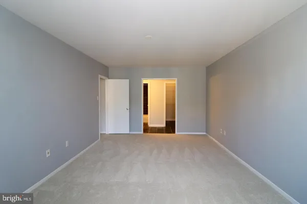 $2,575 | 3705 South George Mason Drive, Unit 2117S, Falls Church, VA 22041