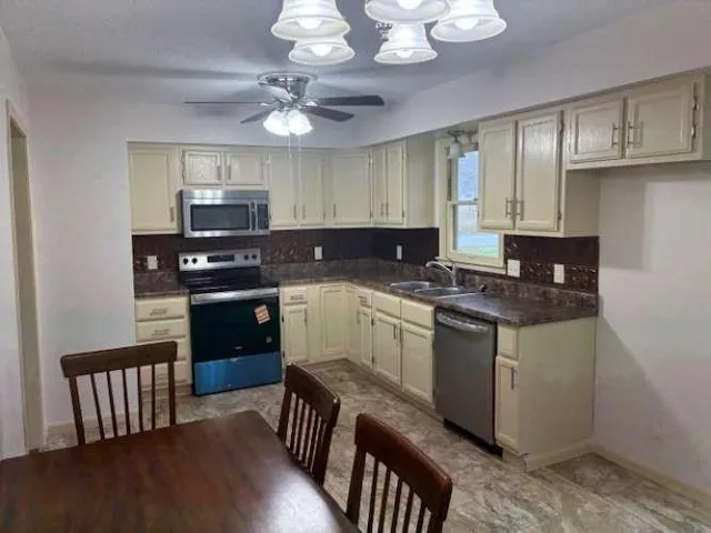 $175,500 | 118 Crescent Drive, Lincoln, MO 65338