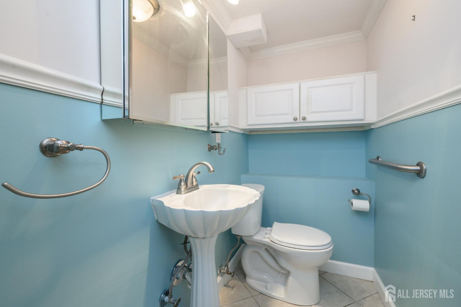 317 Libourel Road South Plainfield, NJ 07080 - Photo 15 of 40