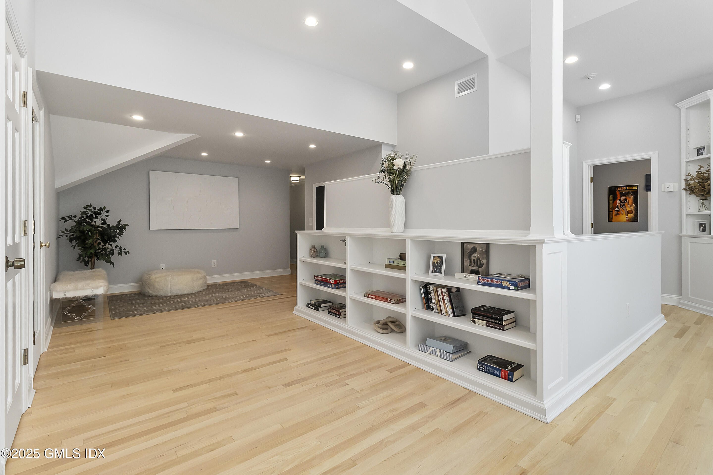 17 Will Merry Lane Greenwich, CT 06831 - Photo 39 of 49