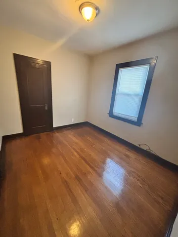 $2,000 | 713 East 144th Street, Dolton, IL 60419