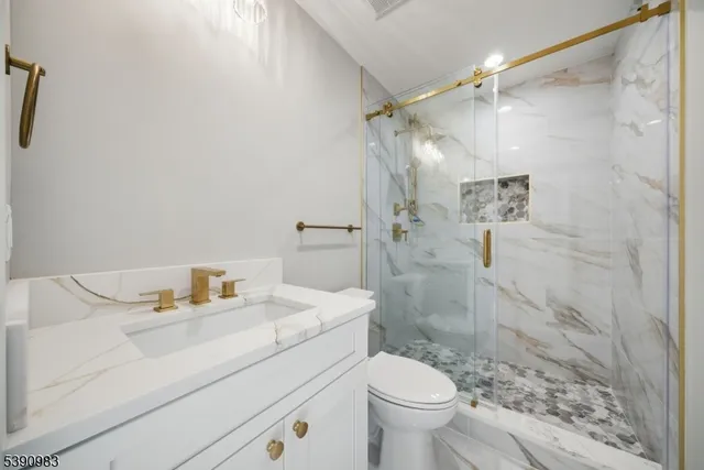 $834,997 | 10 Buena Road, Parsippany, NJ 07054