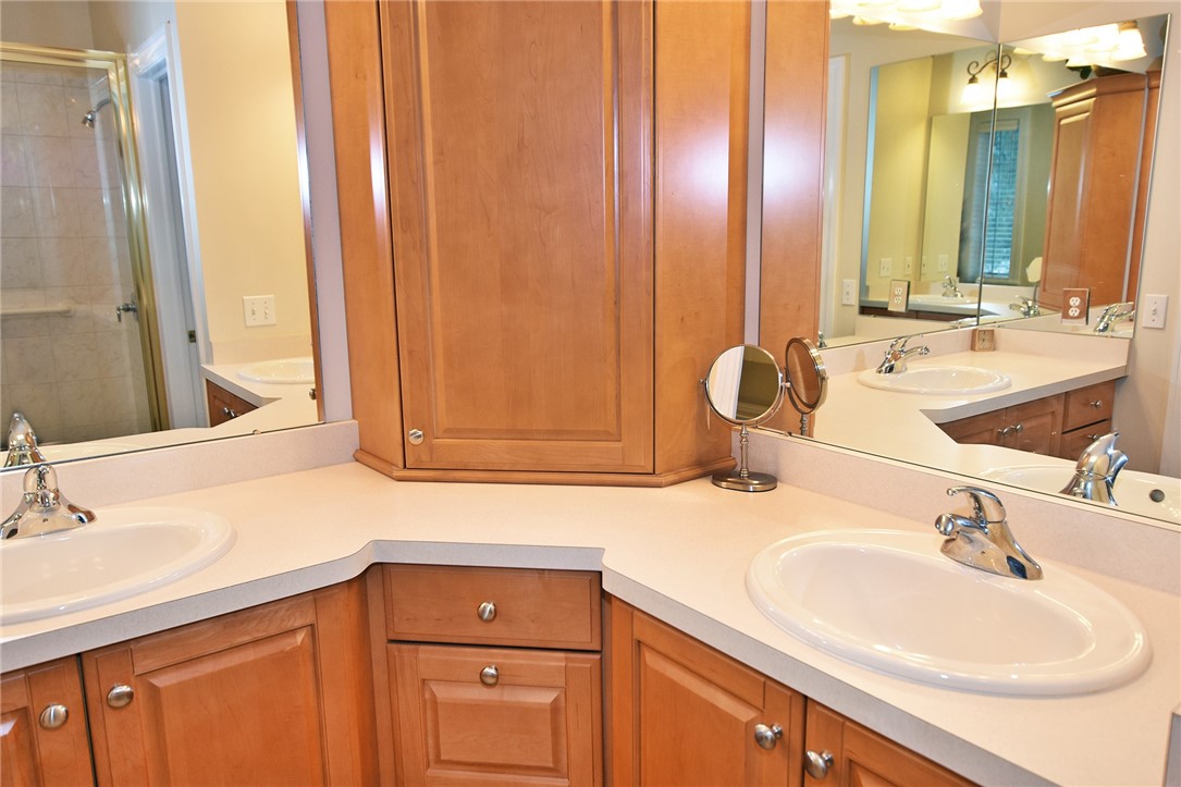 53 Brantley Way Perinton, NY 14526 - Photo 34 of 50