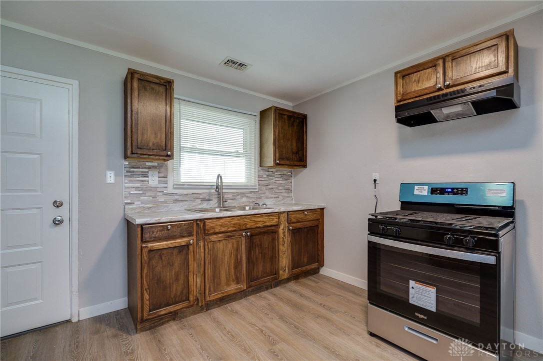 3471 Springdale Road Cincinnati, OH 45251 - Photo 13 of 32 Gallery Image 13