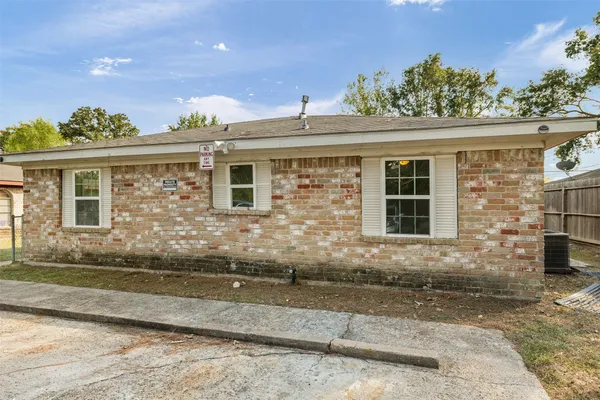 $285,000 | 9322 Nyssa Street, Houston, TX 77078