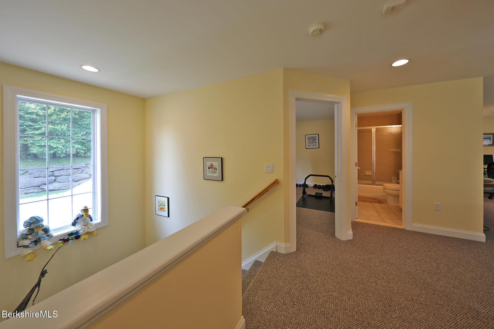 101 Alpine Trail Pittsfield, MA 01201 - Photo 29 of 43 SECOND FLOOR LANDING