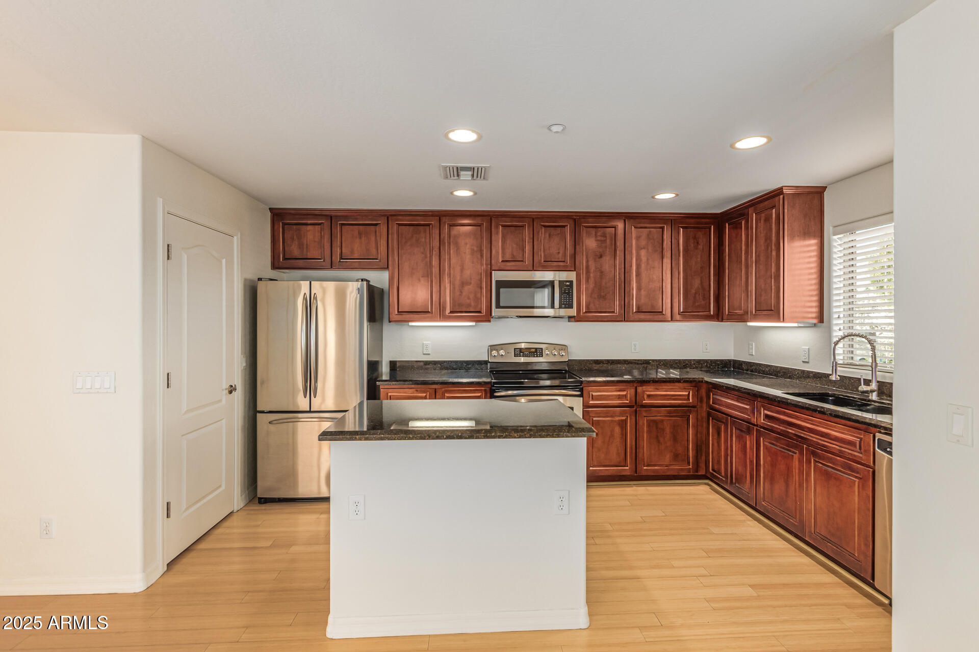 6940 East Cochise Road, Unit 1035 Paradise Valley, AZ 85253 - Photo 10 of 36 15 Cochise