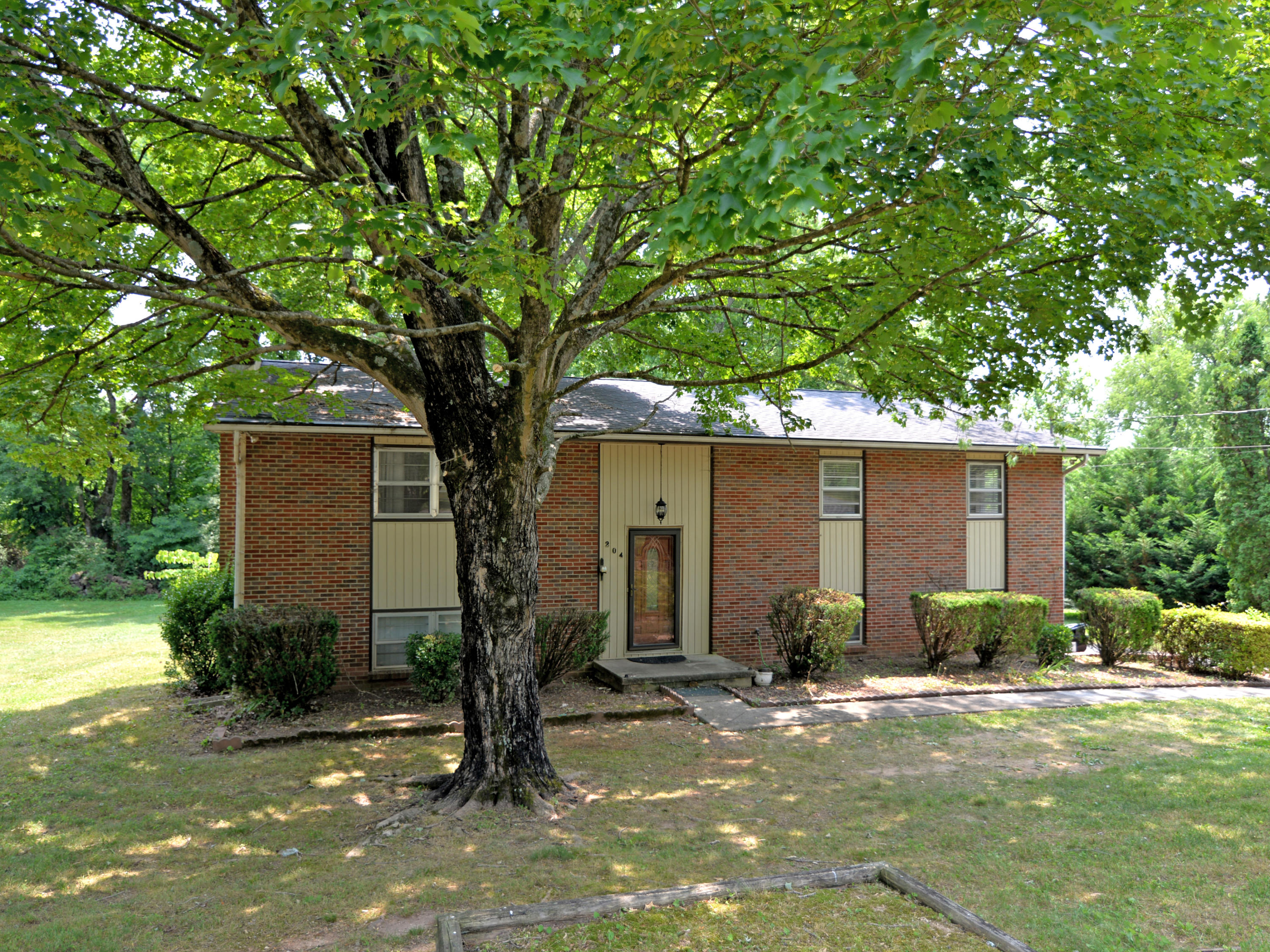 204 Oran Road Knoxville, TN 37934 - Photo 1 of 16 204 Oran Rd