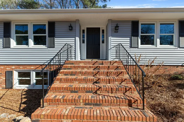 $599,900 | 1009 Wilshire Drive, Cary, NC 27511