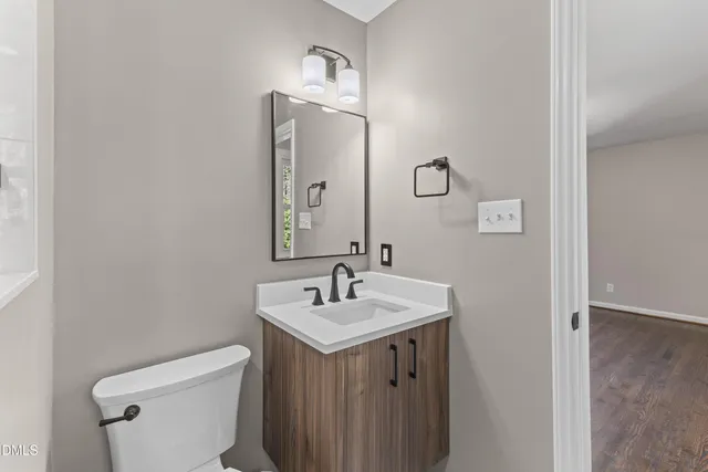 $599,900 | 1009 Wilshire Drive, Cary, NC 27511