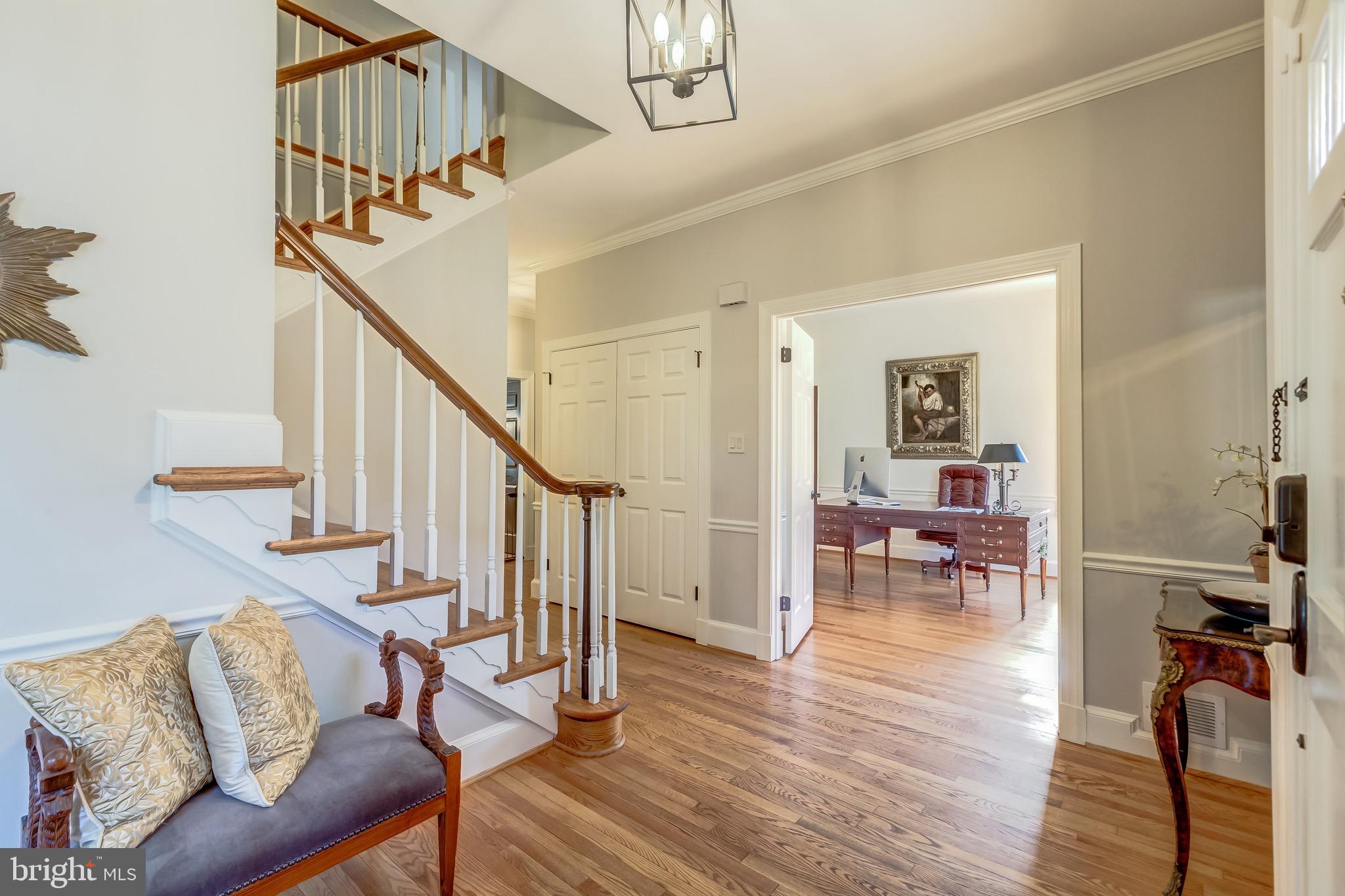 7253 Spring Side Way McLean, VA 22101 - Photo 2 of 47