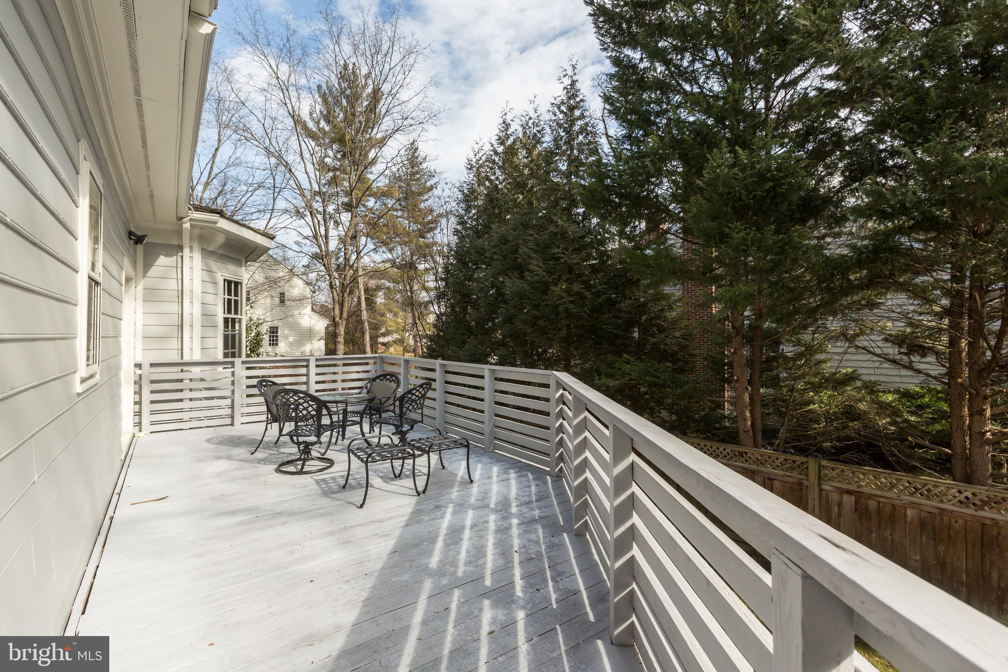 7253 Spring Side Way McLean, VA 22101 - Photo 19 of 47