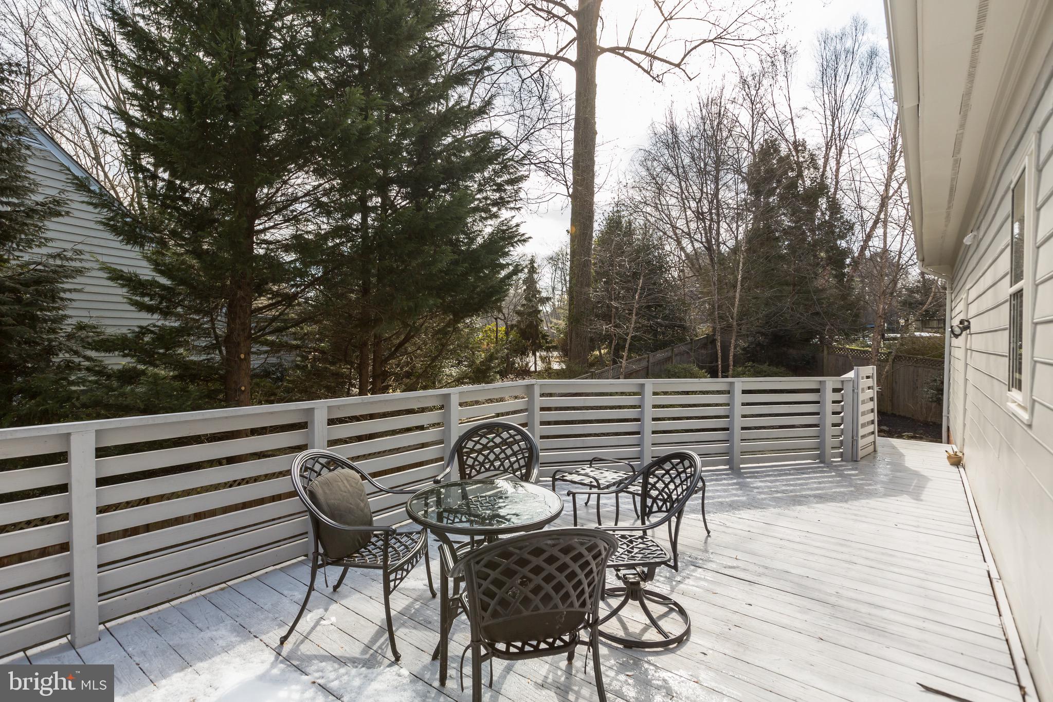 7253 Spring Side Way McLean, VA 22101 - Photo 20 of 47