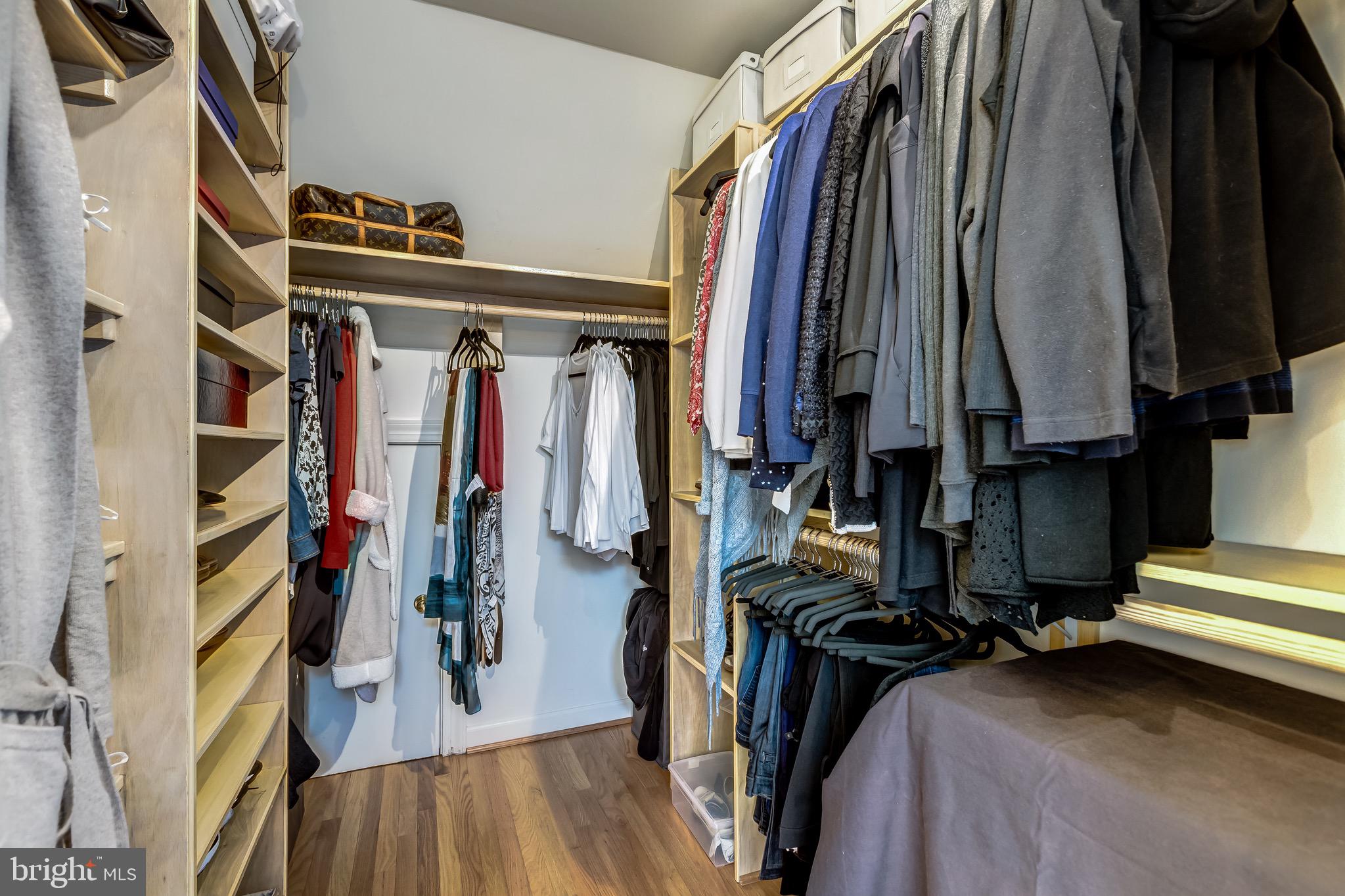 7253 Spring Side Way McLean, VA 22101 - Photo 30 of 47