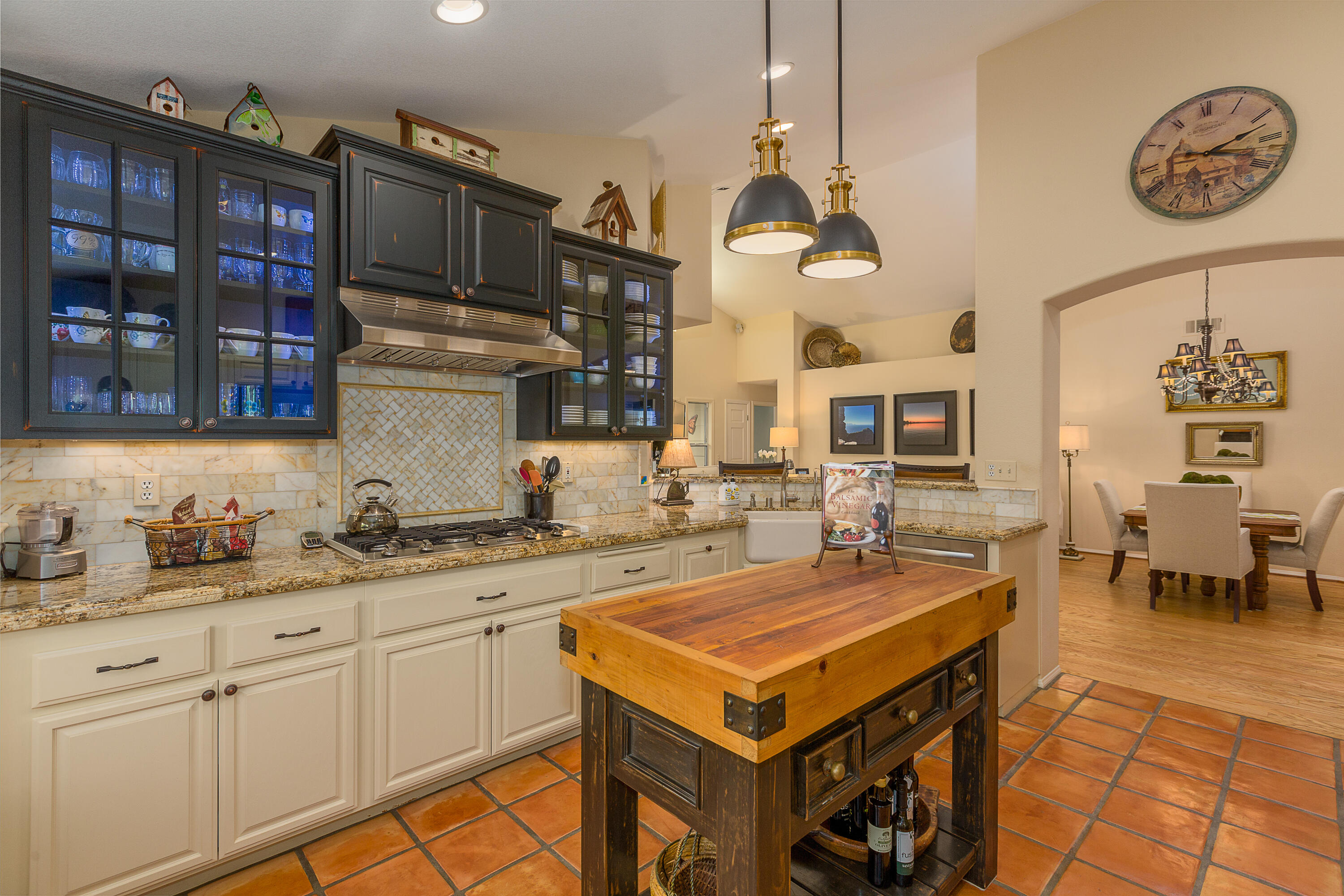 5013 Sungate Ranch Road Santa Barbara, CA 93111 - Photo 5 of 26 Kitchen