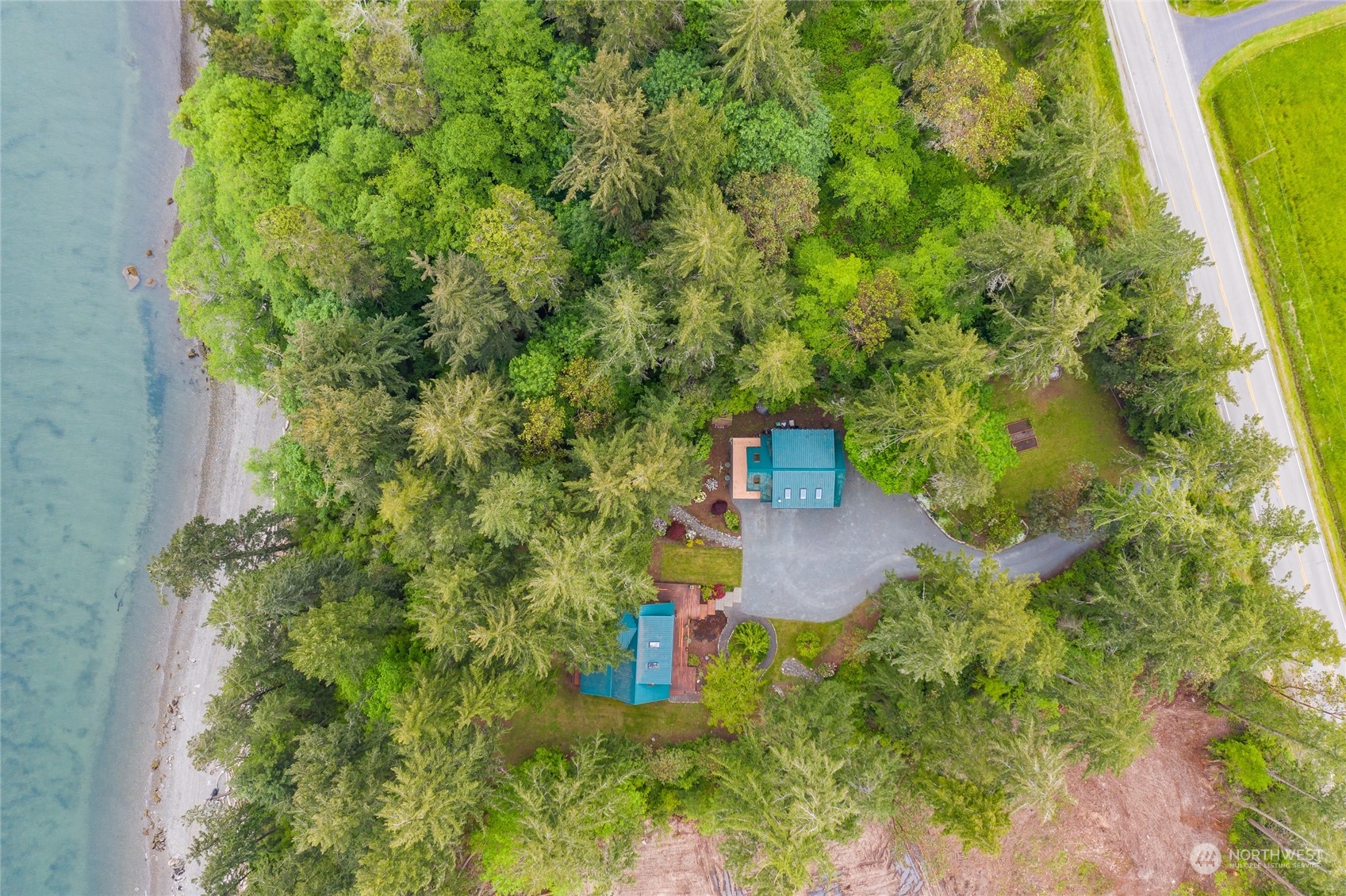 3252 Green Road Oak Harbor, WA 98277 - Photo 3 of 36 Gallery Image 3