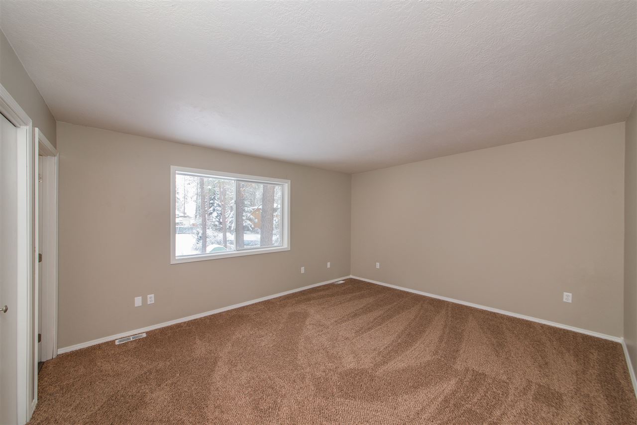 14616 North Lowe Road Mead, WA 99021 - Photo 12 of 20