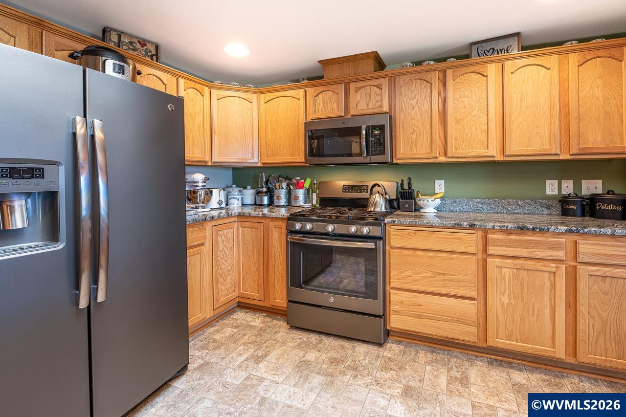 3243 Clearwater Drive Albany, OR 97321 - Photo 17 of 42