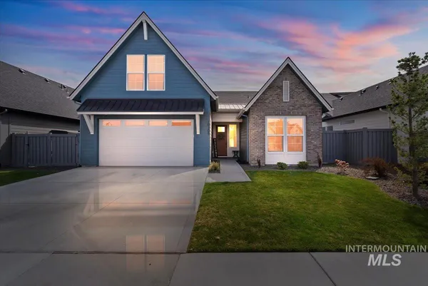 $499,900 | 10305 Stony Oak Street, Nampa, ID 83687