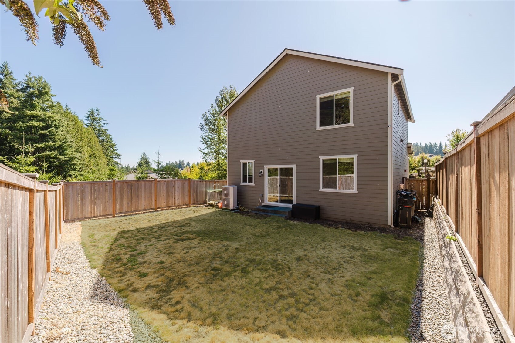 179 Russell Road Bremerton, WA 98312 - Photo 29 of 33 Gallery Image 29