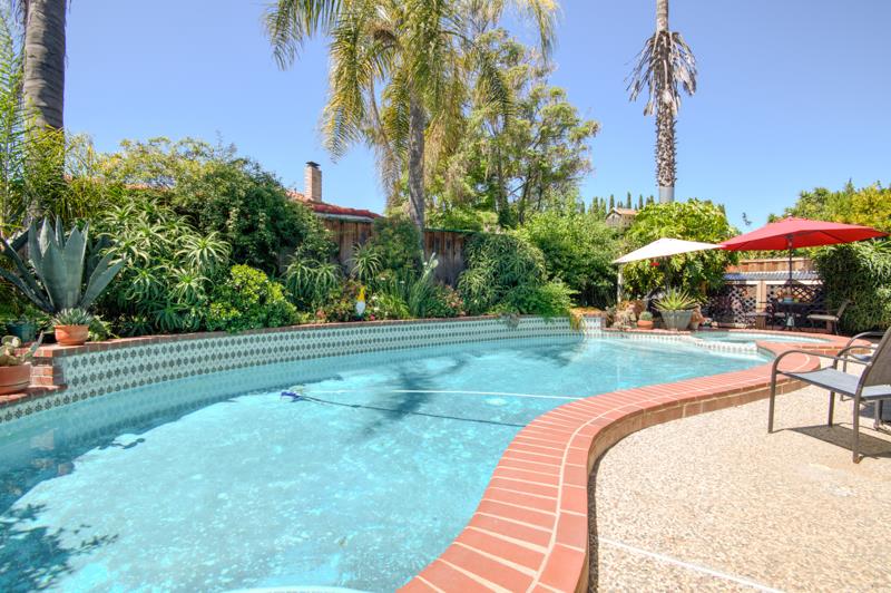 1441 Goldenlake Road San Jose, CA 95131 - Photo 8 of 31