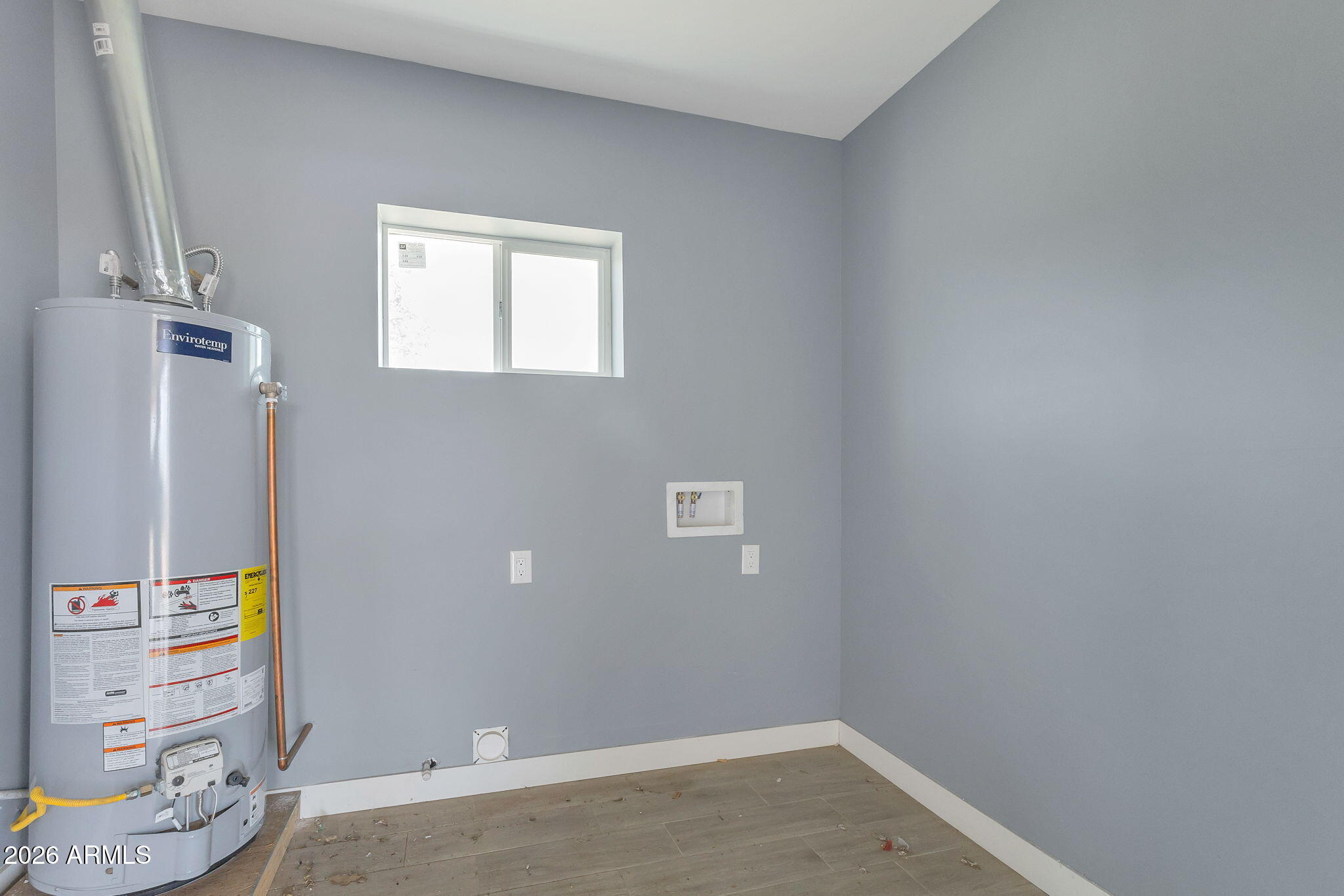 219 West Paseo Way Phoenix, AZ 85041 - Photo 13 of 14 a view of an empty room