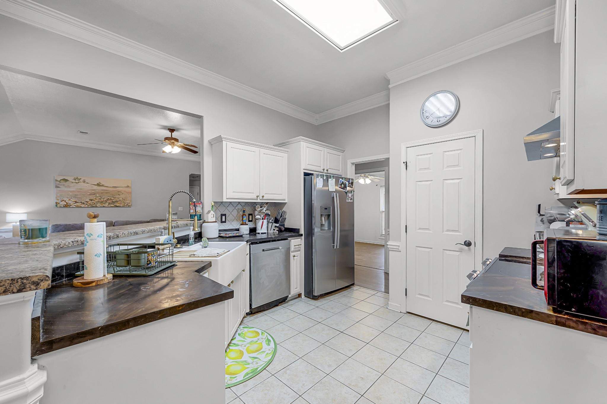 23 Matrix Cove Jackson, TN 38305 - Photo 6 of 16 a kitchen with refrigerator and cabinets