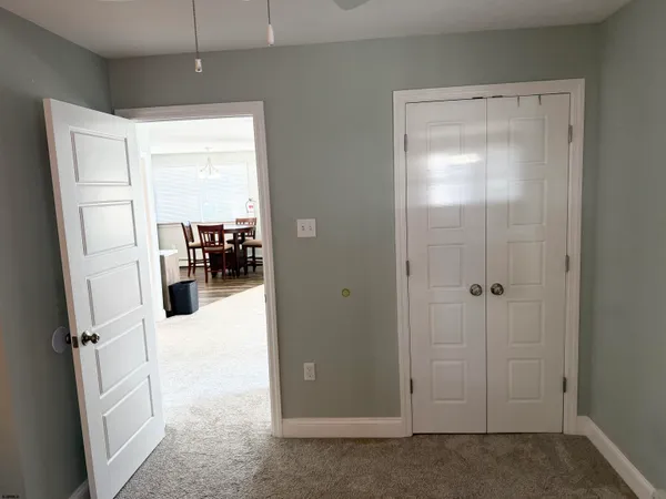 a close up view of a washer and dryer