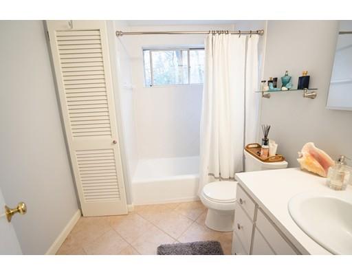 60 Dunster Road Bedford, MA 01730 - Photo 14 of 21 Gallery Image 14