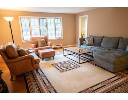 60 Dunster Road Bedford, MA 01730 - Photo 5 of 21 Gallery Image 5