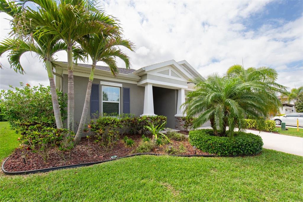 6210 Heirloom Place Apollo Beach, FL 33572 - Photo 5 of 57